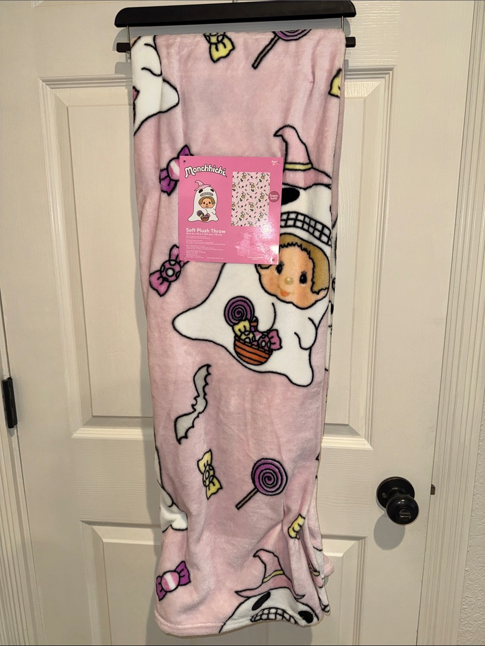 MONCHHICHI  GHOST HALLOWEEN PLUSH THROW